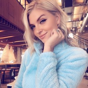 Meet your Posher, Whitney